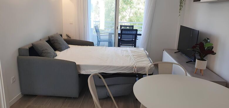 Apartamentos 517 � Golden Coast Royal