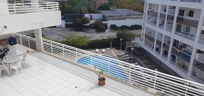 Apartamentos 517 � Golden Coast Royal