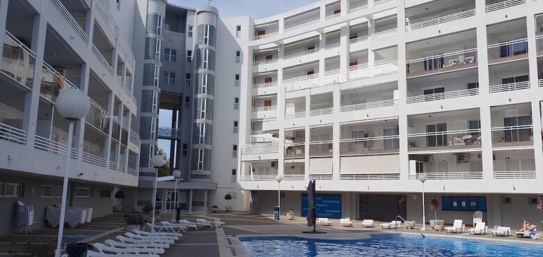 Apartamentos 517 � Golden Coast Royal