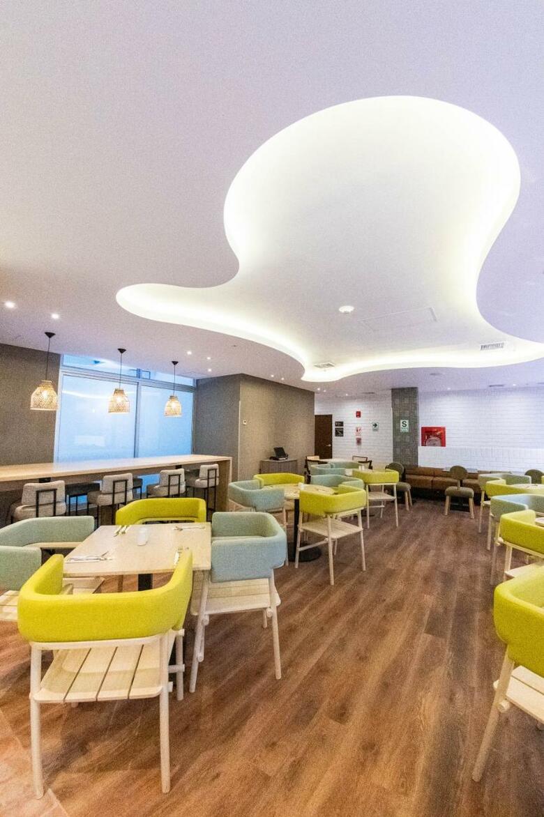 Hotel Hampton By Hilton Cusco