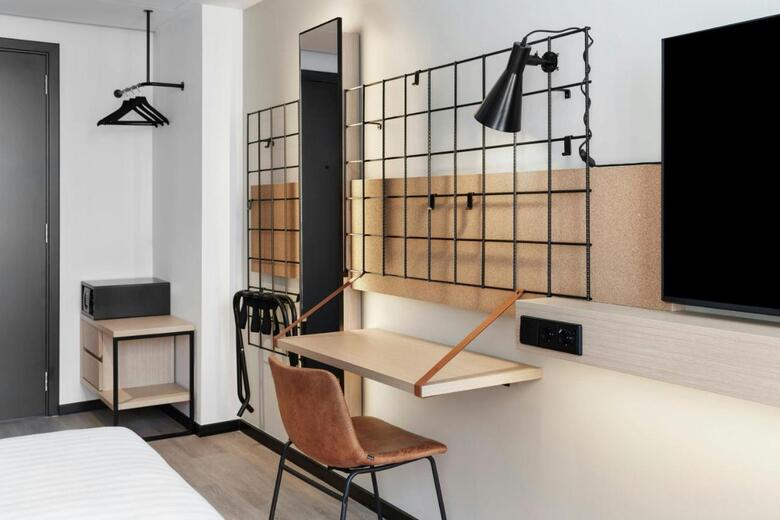 Hotel Moxy Alfragide Lisboa