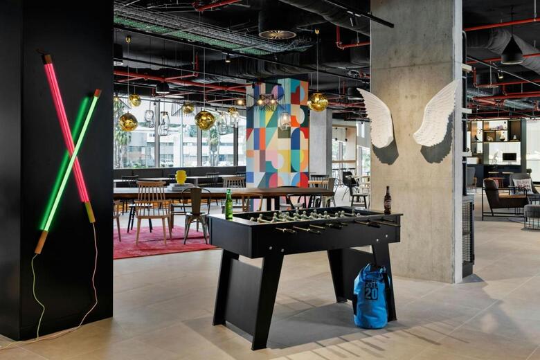 Hotel Moxy Alfragide Lisboa