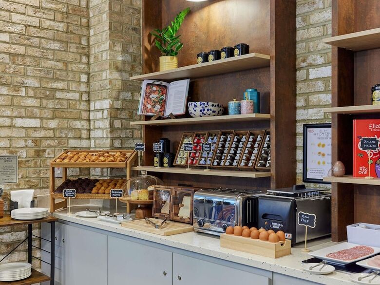 Aparthotel Adagio London City East