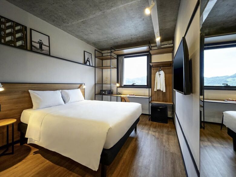 Hotel Ibis Plaza Balneario Camboriu
