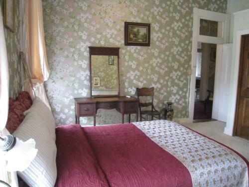 Allegheny Street Bed &amp; Breakfast