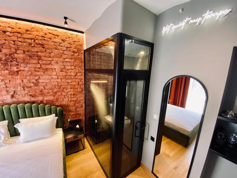 Ruz Hotels