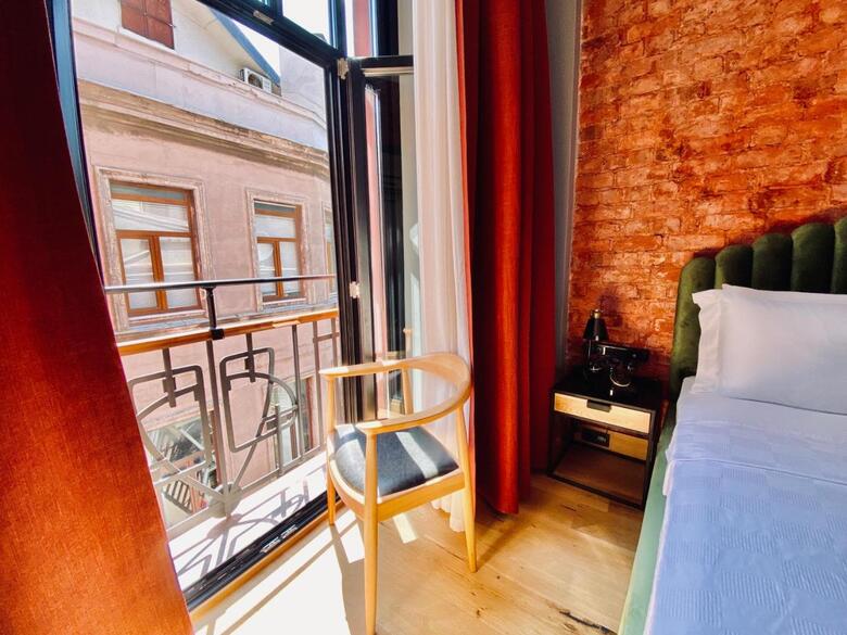 Ruz Hotels