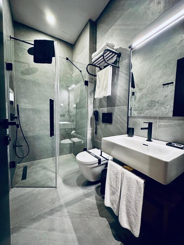 Ruz Hotels