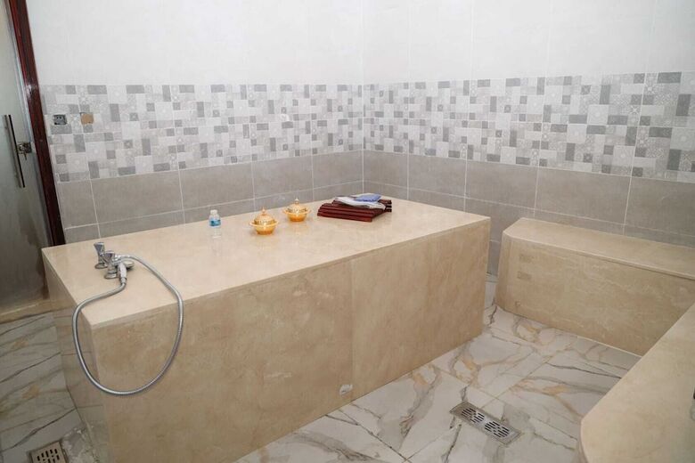 Ivory Inn Hotel Doha