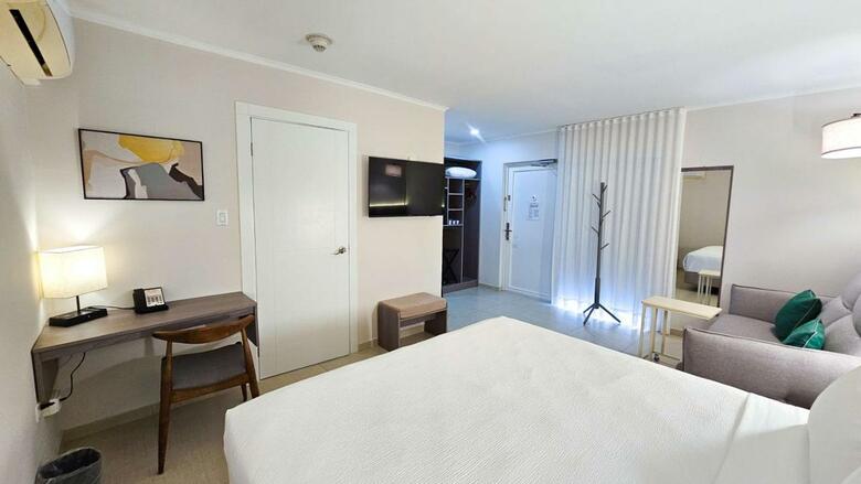 Aruba Boutique & Art Hotel - Adults Only