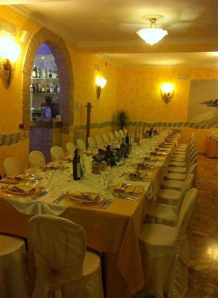 Solidago Hotel
