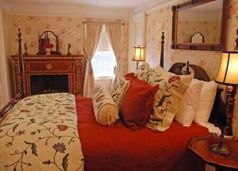 Posada Bee And Thistle Inn