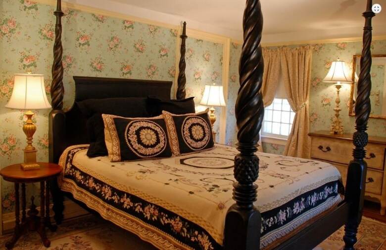 Posada Bee And Thistle Inn