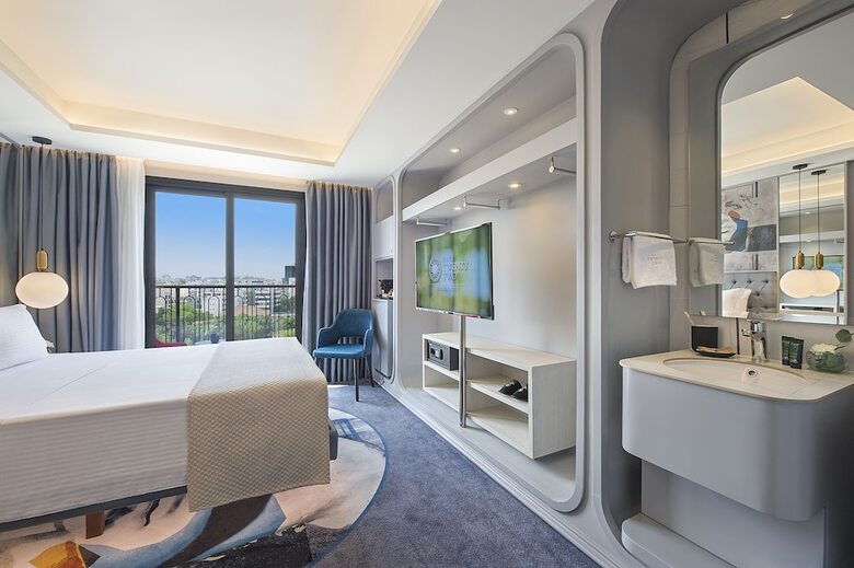 Gate Twenty Two Boutique Hotel
