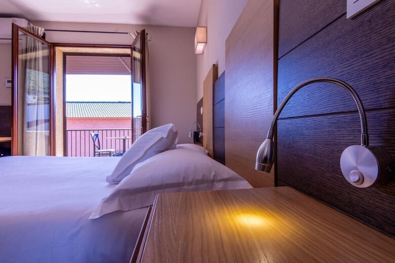 Hotel Osteria A Stalla Sischese & Spa