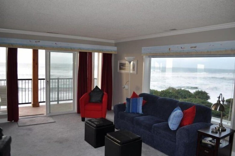 Aparthotel Cavalier Beachfront Condominiums