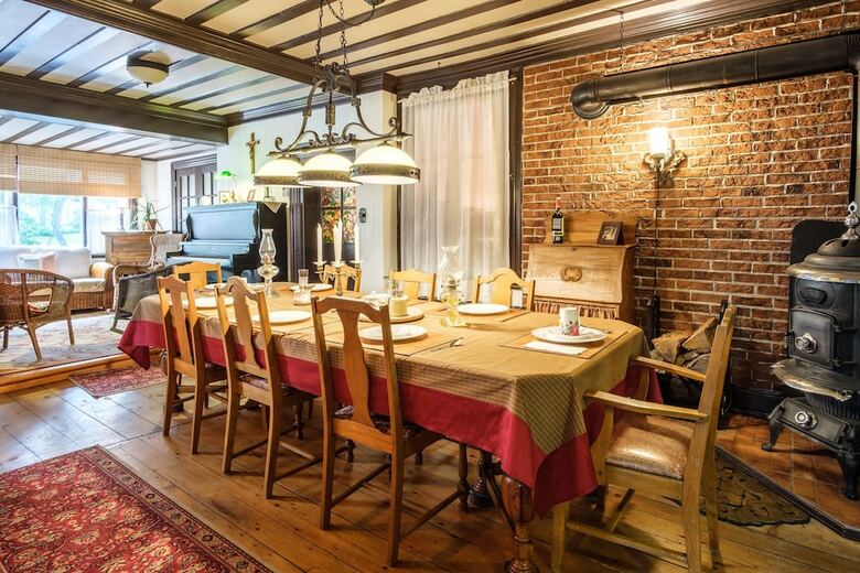 Bed & Breakfast � La Vieille Maison Fradet