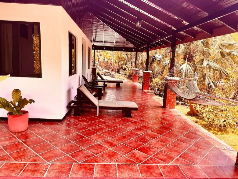 Hotel El Jard�n