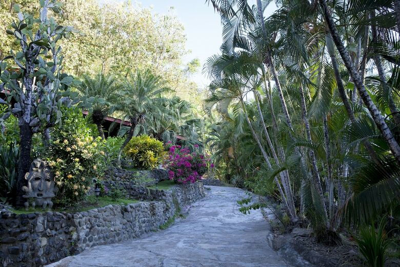 Hotel El Jard�n