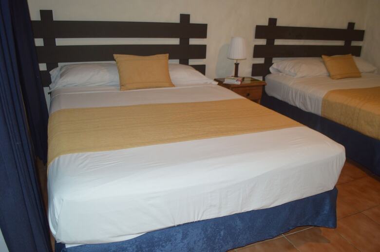 Hotel Flor Blanca