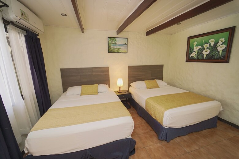 Hotel Flor Blanca