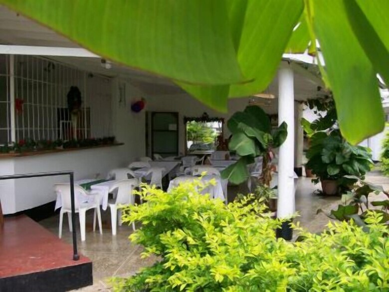 Golden Thistle Hotel