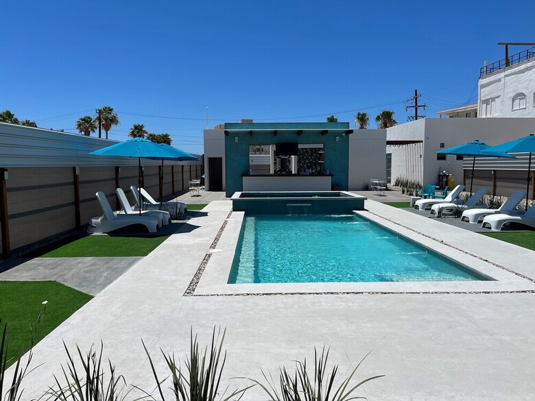 The Cove Boutique Hotel Adults Only