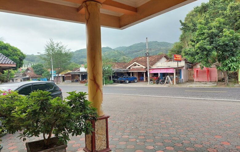 Hotel Widodo Tustiyani 4