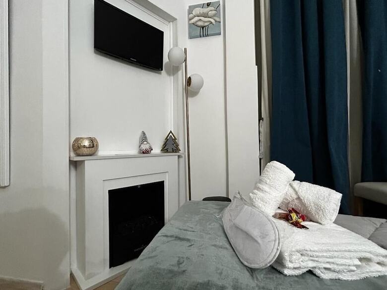 Ad Cavour Luxury Rooms