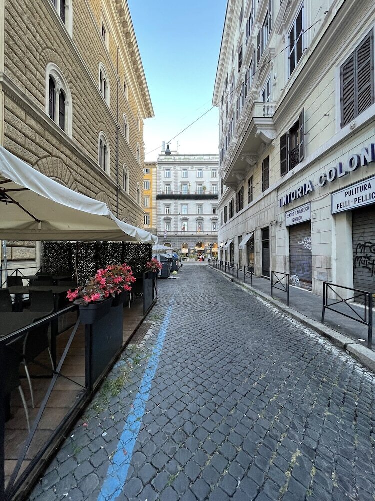 Ad Cavour Luxury Rooms