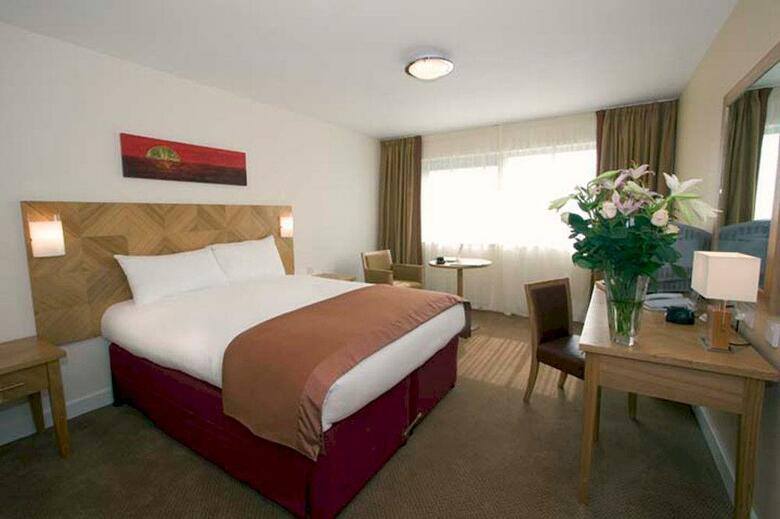 Aspect Hotel Park West