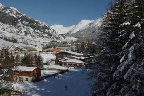 Hotel Cis Lanslebourg