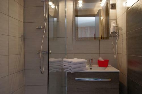 Hotel La Cl� Des Champs