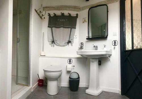 Hostal Ecole De Mathuna De Marigny Brizay