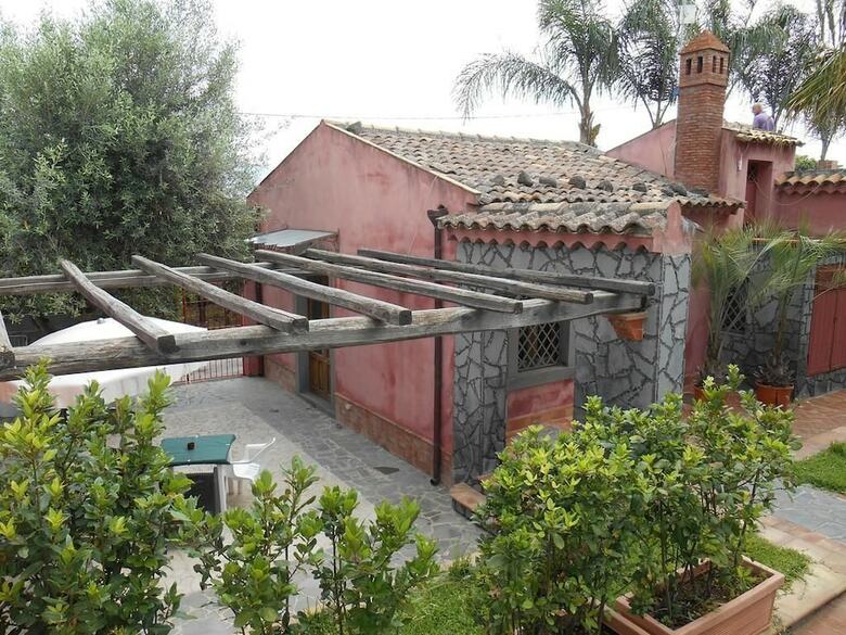 Villa Del Nespolo