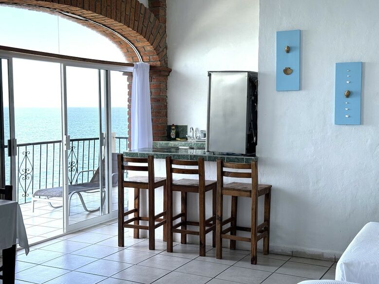 Aparthotel Traditional Sierra Leon Oceanfront Rooms