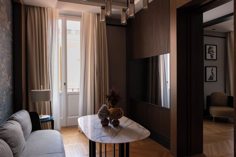 Hotel Umilt� 36