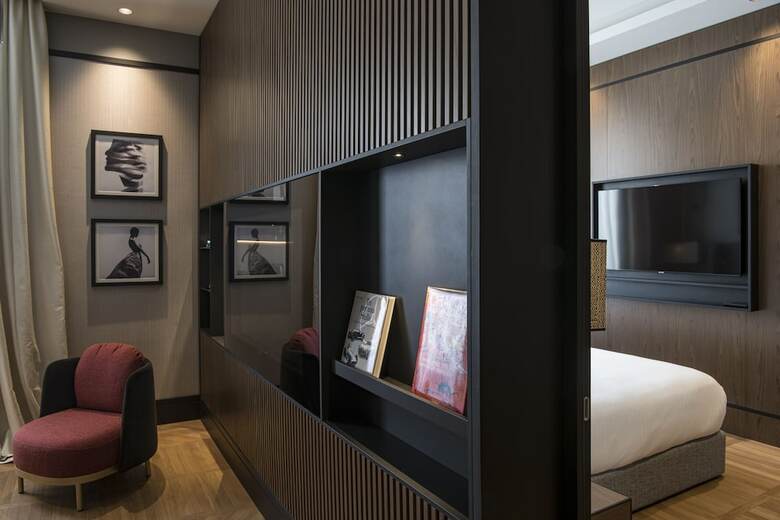 Hotel Umilt� 36
