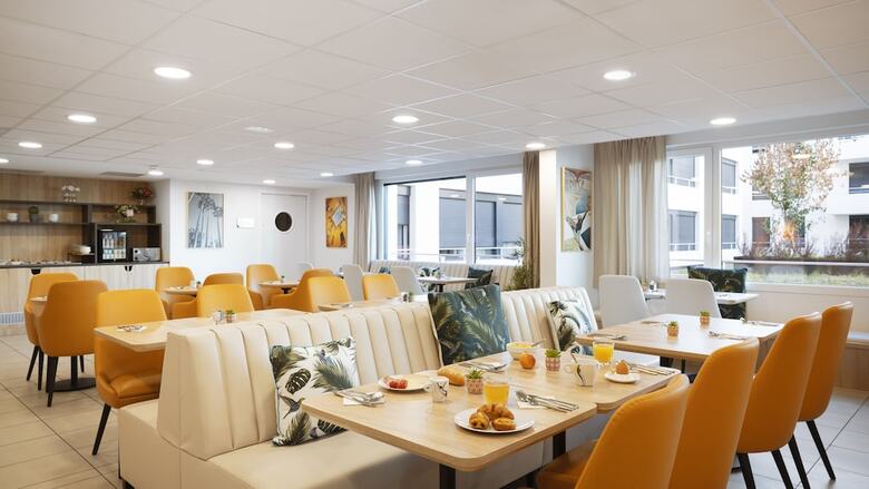 Hotel Residhome Nice A�roport