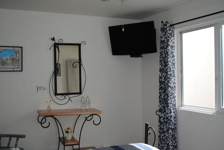 Hotel Tres Sof�as
