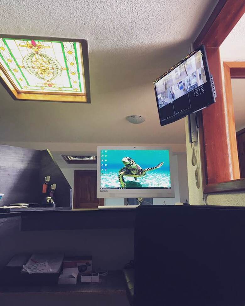 Hotel Izsla Suites