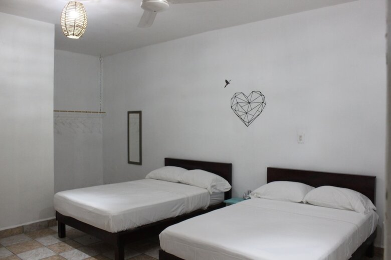 Hotel Izsla Suites