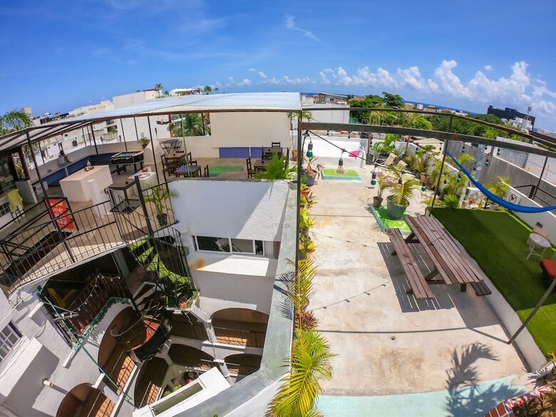 Hotel Izsla Suites