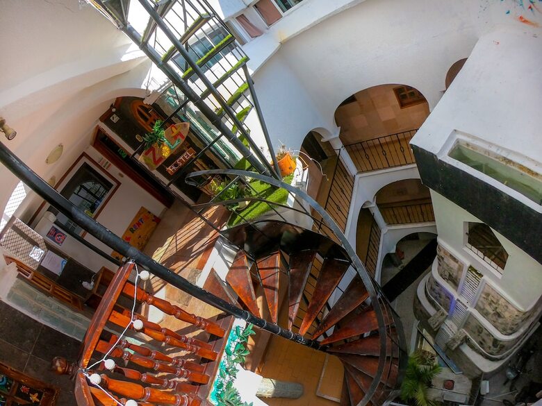 Hotel Izsla Suites