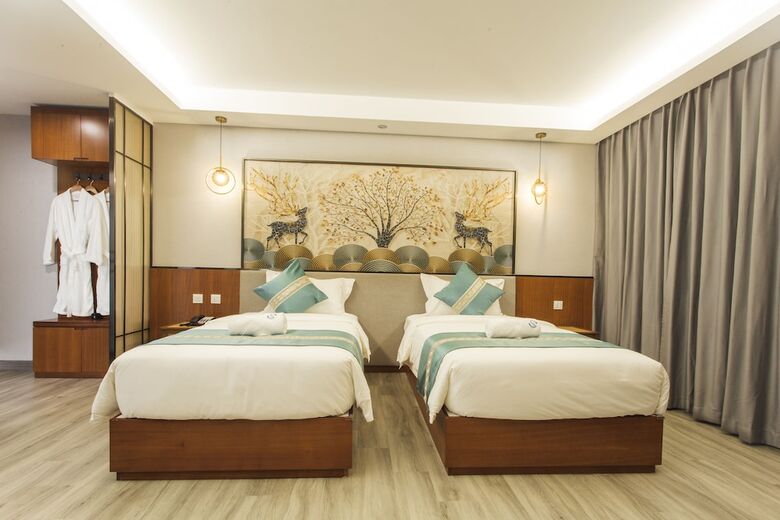 Thapae Twins Hotel