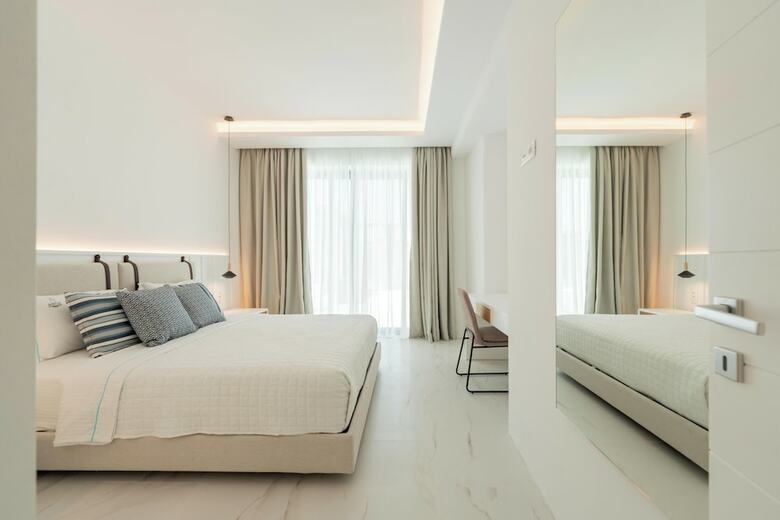 ?rcs Suites & Residences
