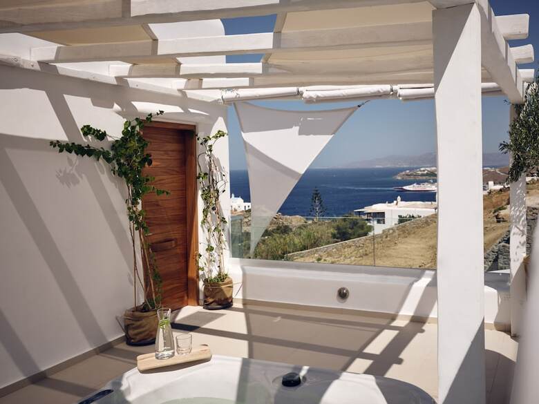 ?rcs Suites & Residences