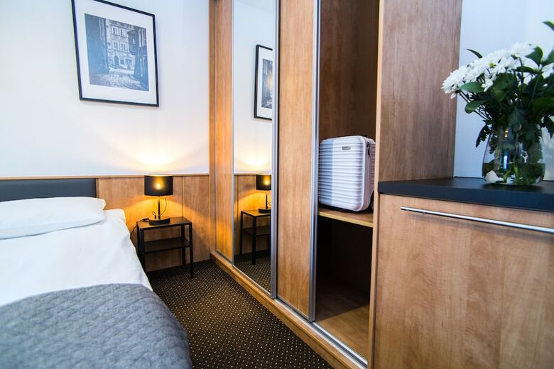 Aparthotel Warsaw - Apartments Apartamenty Sadyba