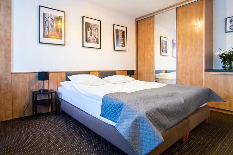 Aparthotel Warsaw - Apartments Apartamenty Sadyba
