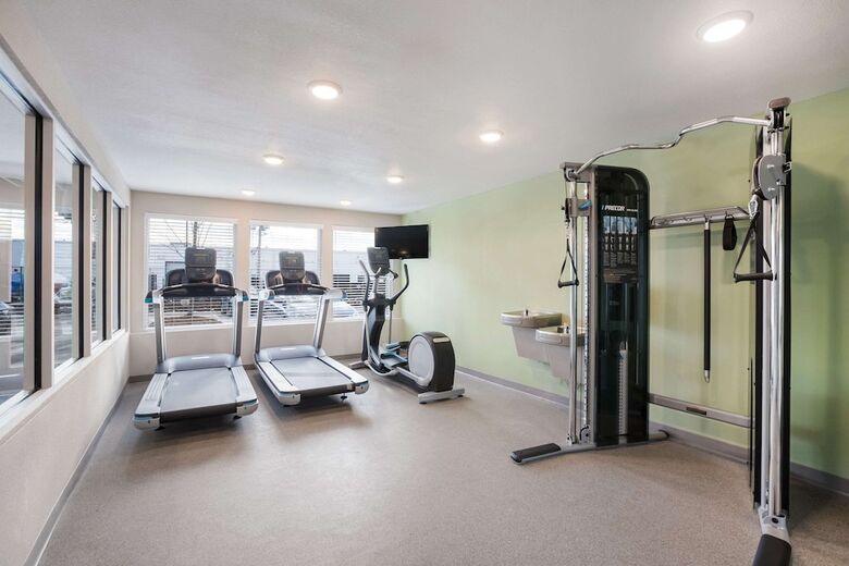 Hotel Woodspring Suites Detroit Madison Heights